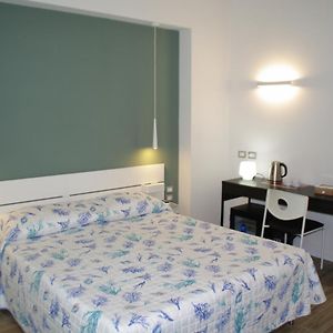 Travel House